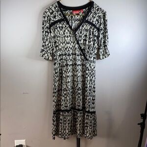 Elle Black and White A-Line Midi Dress